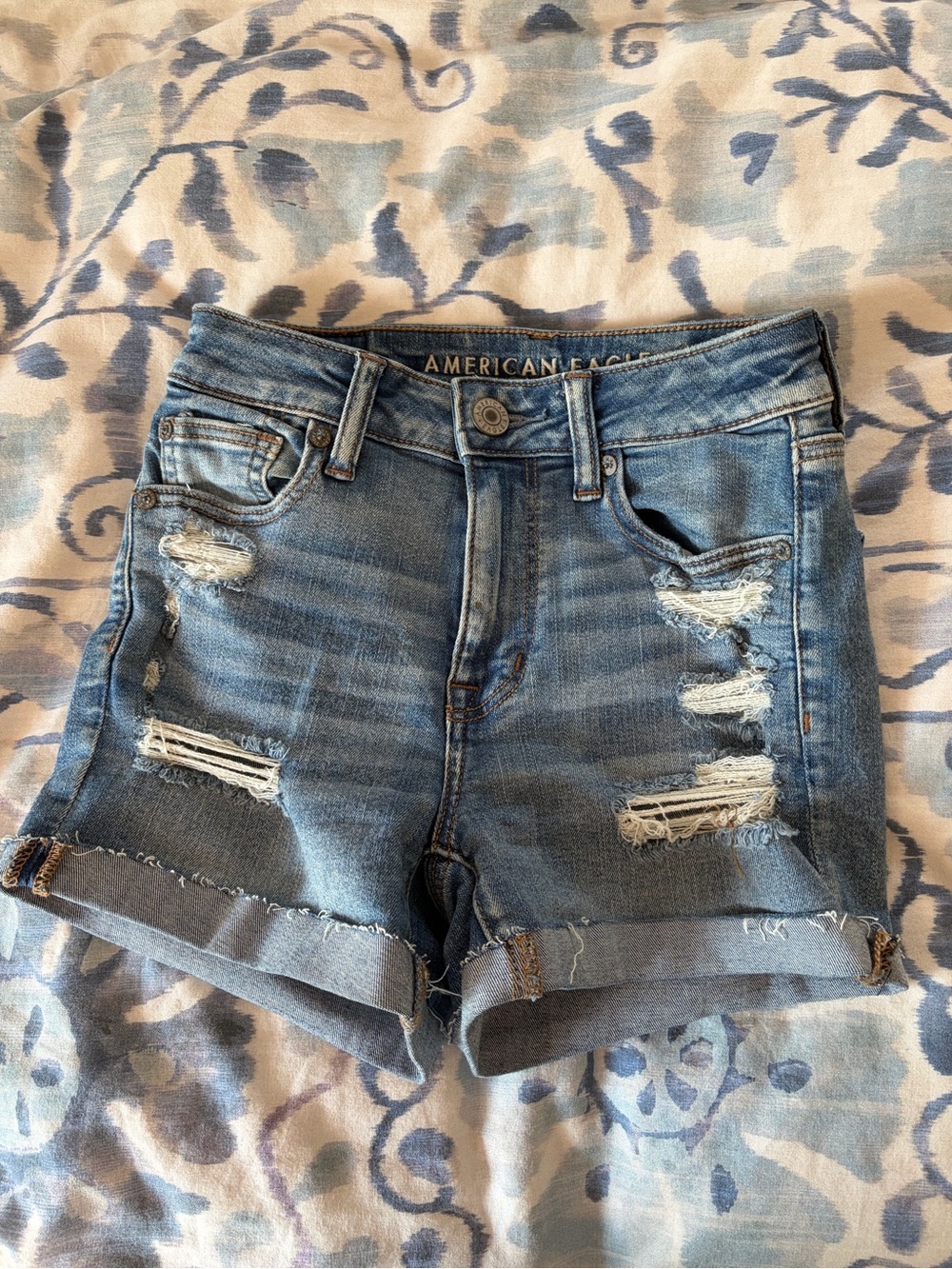 American eagle next level stretch  rolled up denim jean shorts